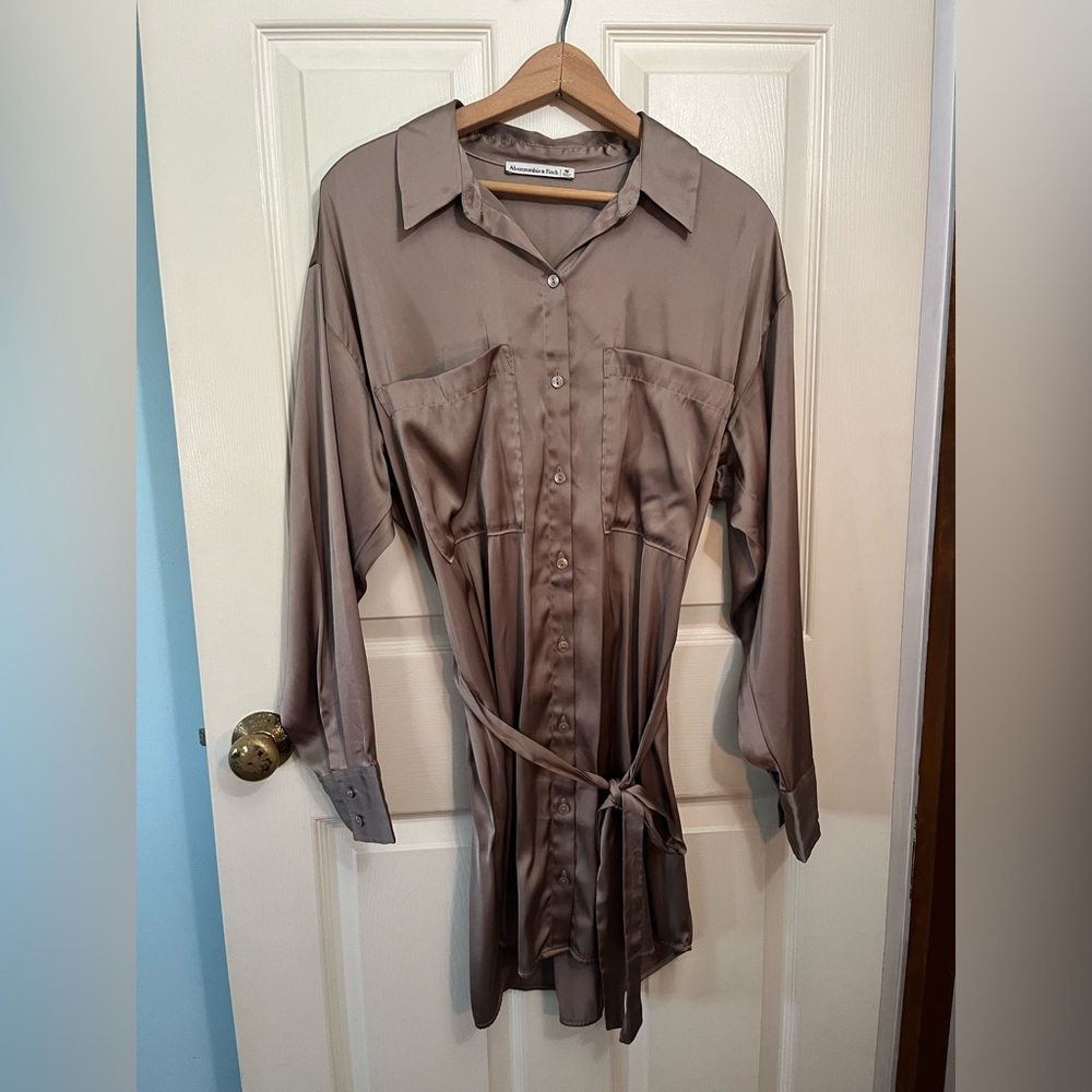 Abercrombie & Fitch Satin Button Dress with belt